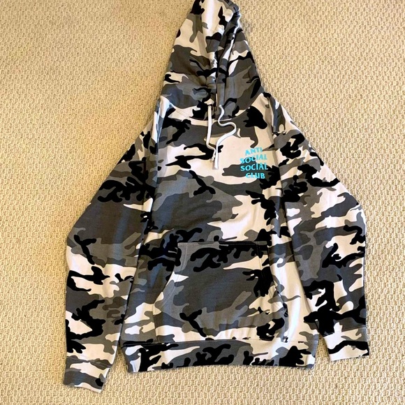 NEW w/ OG Packaging) Anti-Social Social Club “Snow Days